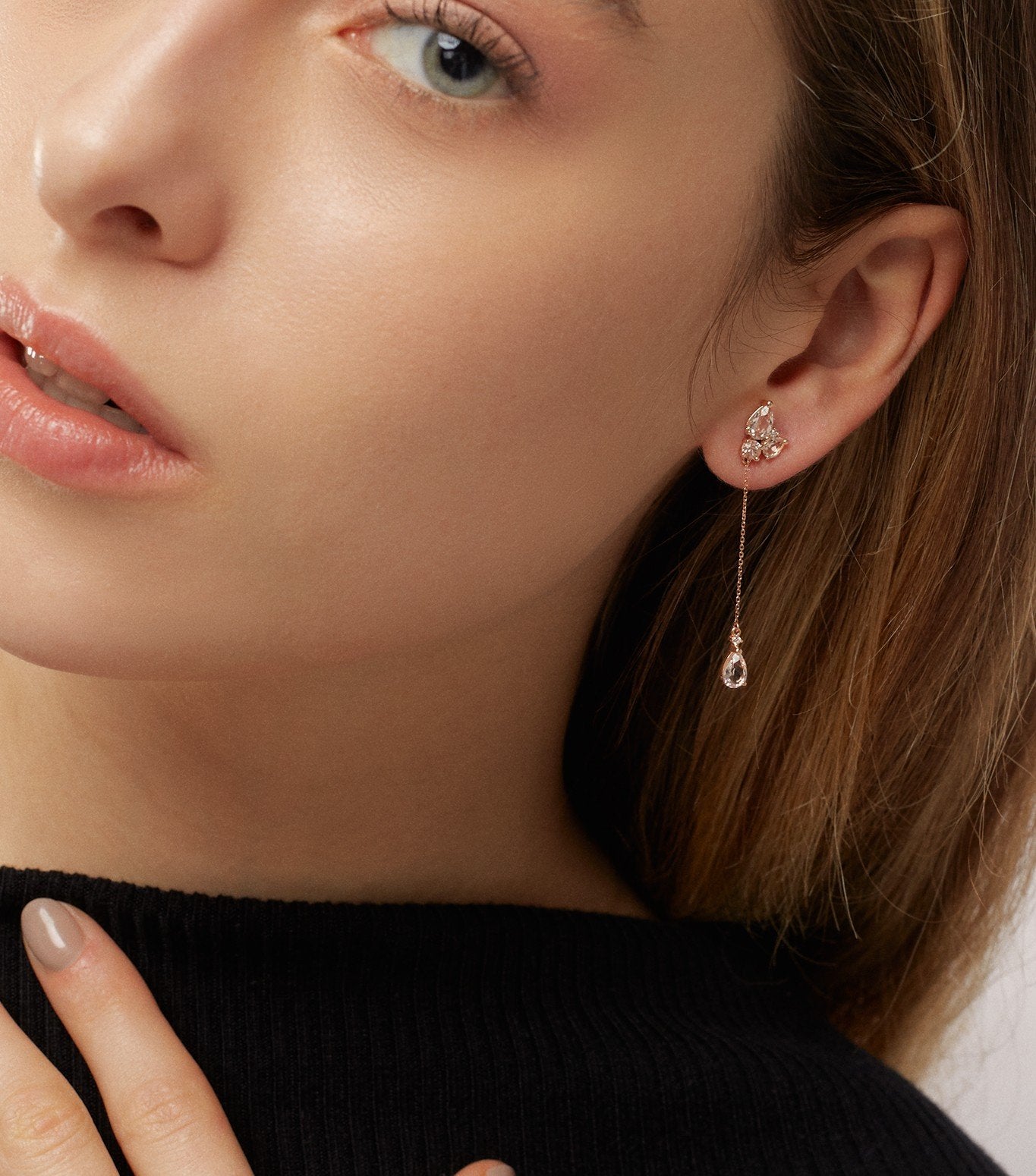 PENDIENTES CADENA DE ORO ROSA CON MORGANITA Y DIAMANTES