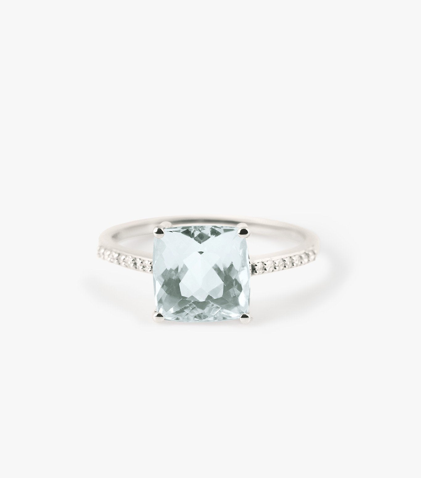 ANILLO DE ORO BLANCO CON AGUAMARINA CUSHION Y DIAMANTES