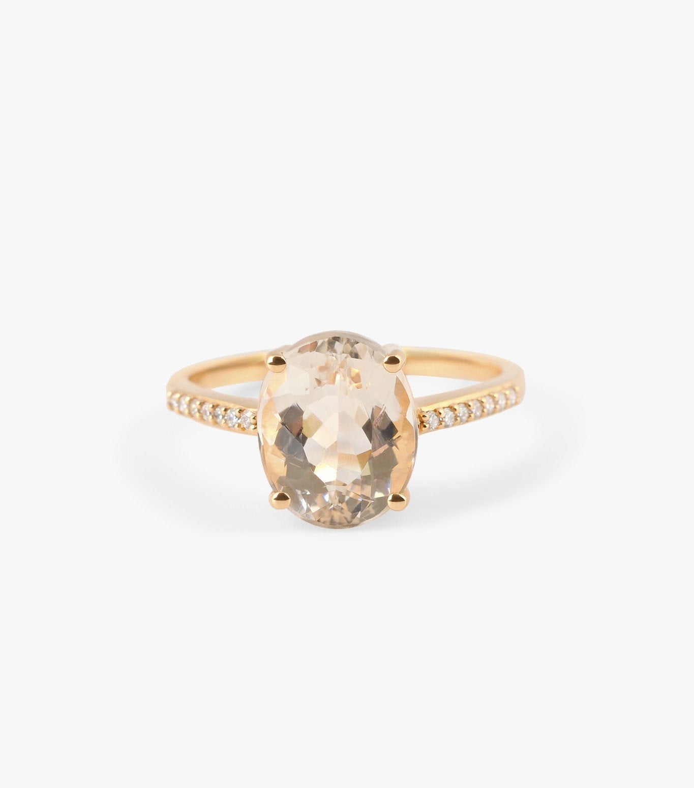 ANILLO DE ORO ROSA CON MORGANITA OVAL Y DIAMANTES